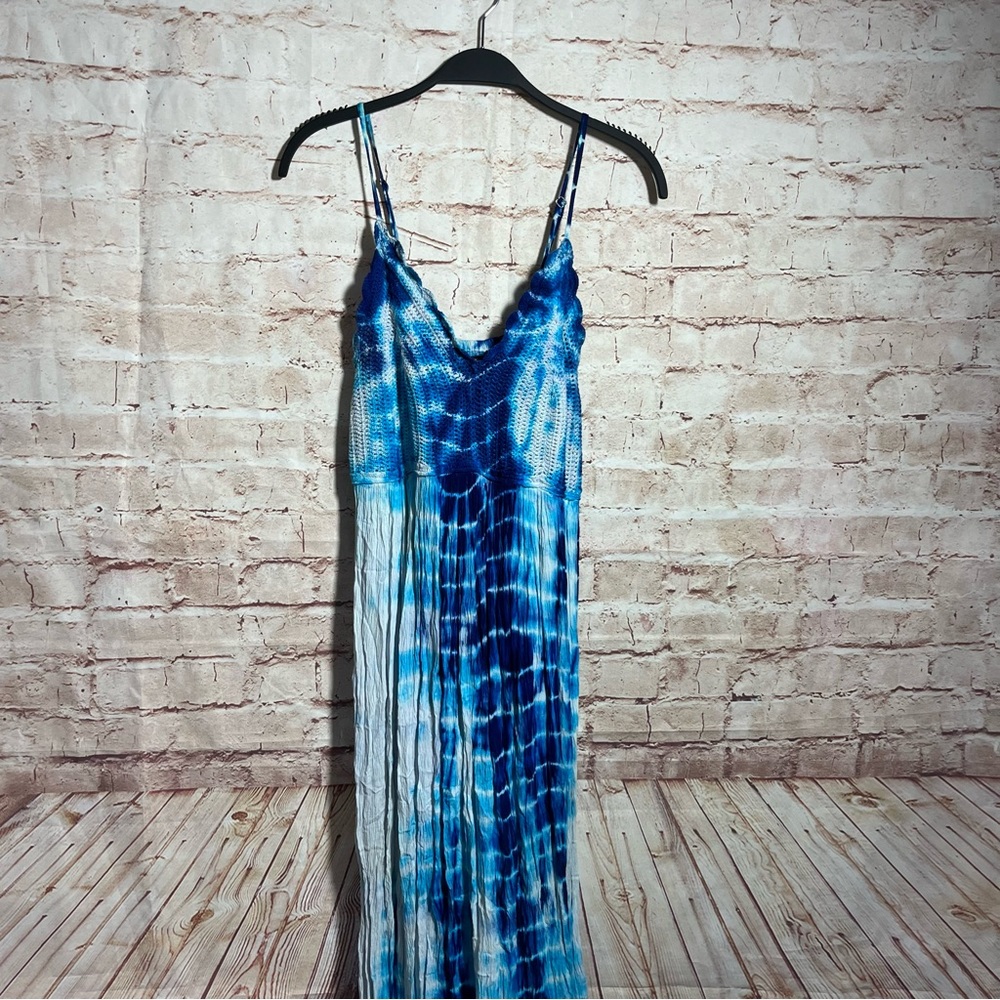 Forever21 crochet blue tie dye cami strap maxi dress size medium